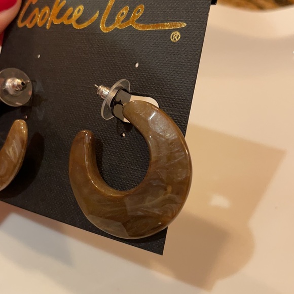 Cookie Lee Earrings- brown small hoops - Picture 3 of 3